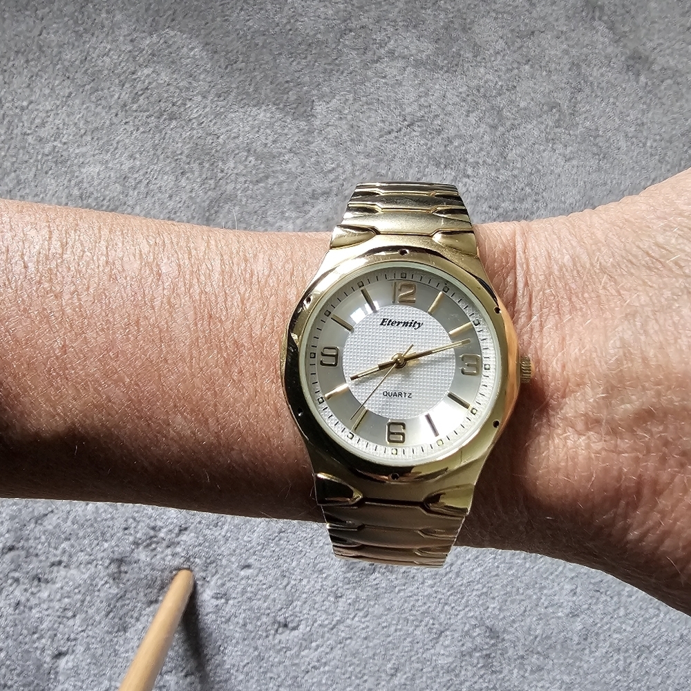 ETERNITY Quartz Gold Band Unisex Watch
